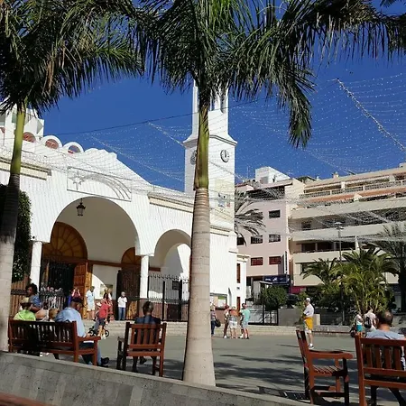 Central Close To Iglesia, Only 280 Meters To The Las Vistas Beach, Balcony, Wifi