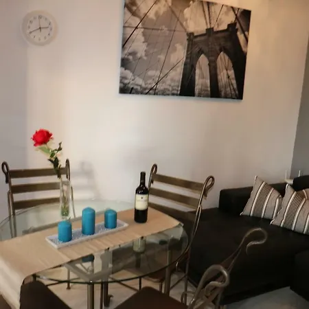 Central Close To Iglesia, Only 280 Meters To The Las Vistas Beach, Balcony, Wifi *