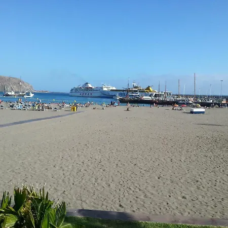 Central Close To Iglesia, Only 280 Meters To The Las Vistas Beach, Balcony, Wifi *