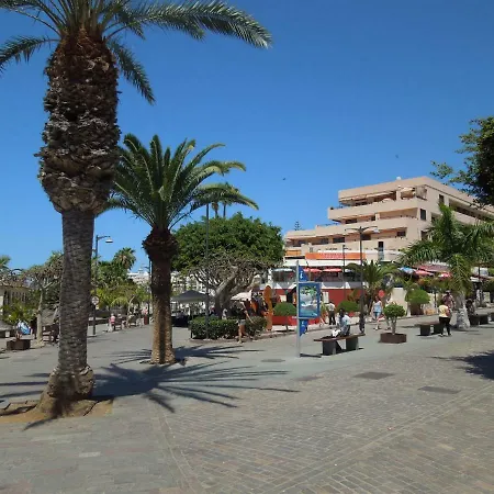 Διαμέρισμα Central Close To Iglesia, Only 280 Meters To The Las Vistas Beach, Balcony, Wifi