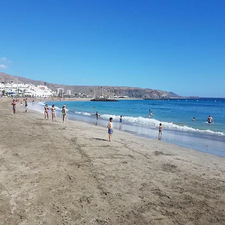Central Close To Iglesia, Only 280 Meters To The Las Vistas Beach, Balcony, Wifi Appartement Arona (Tenerife)